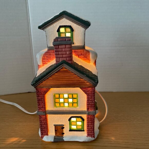 Vtg Grandeur Noel Snowflake Village Fire Station Lighted Christmas House 1994 - Picture 2 of 8